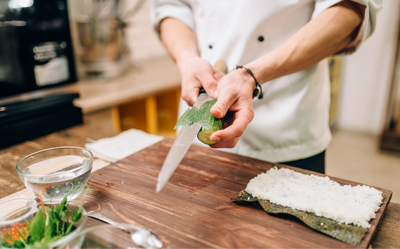 sushi-preparation-process-japanese-cuisine-PGQFD9V-copy